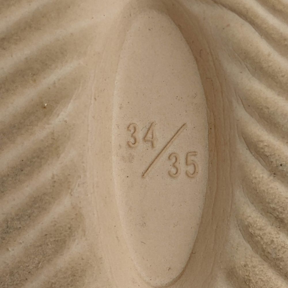 Unisex Foam Runners - Picture 8 of 9